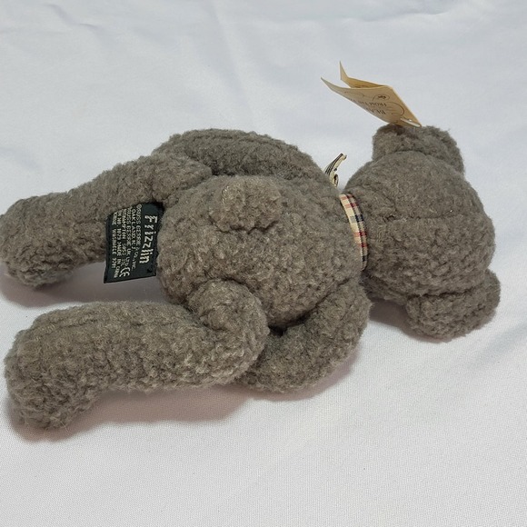 Vintage 9" Russ Teddy Bear Stuffed Plush “Frizzlin” Grey Fleece w. Checkered Bow - Picture 6 of 9
